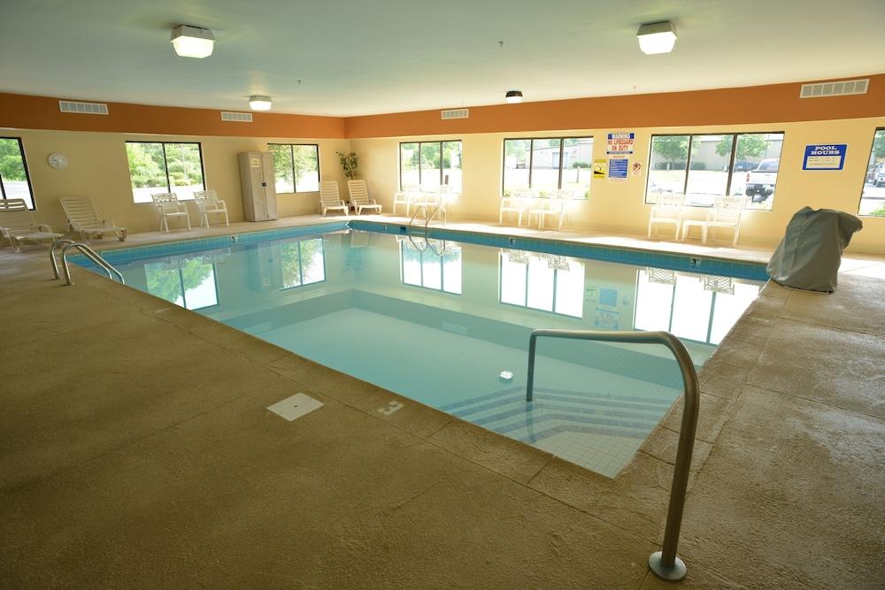 Comfort Suites Prestonsburg West Екстер'єр фото