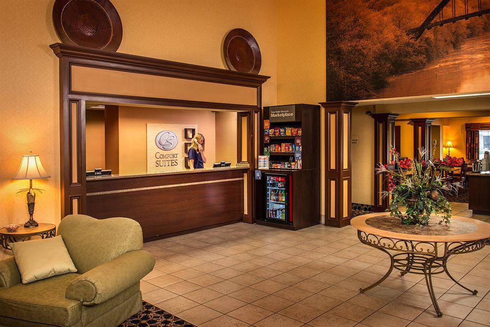 Comfort Suites Prestonsburg West Екстер'єр фото